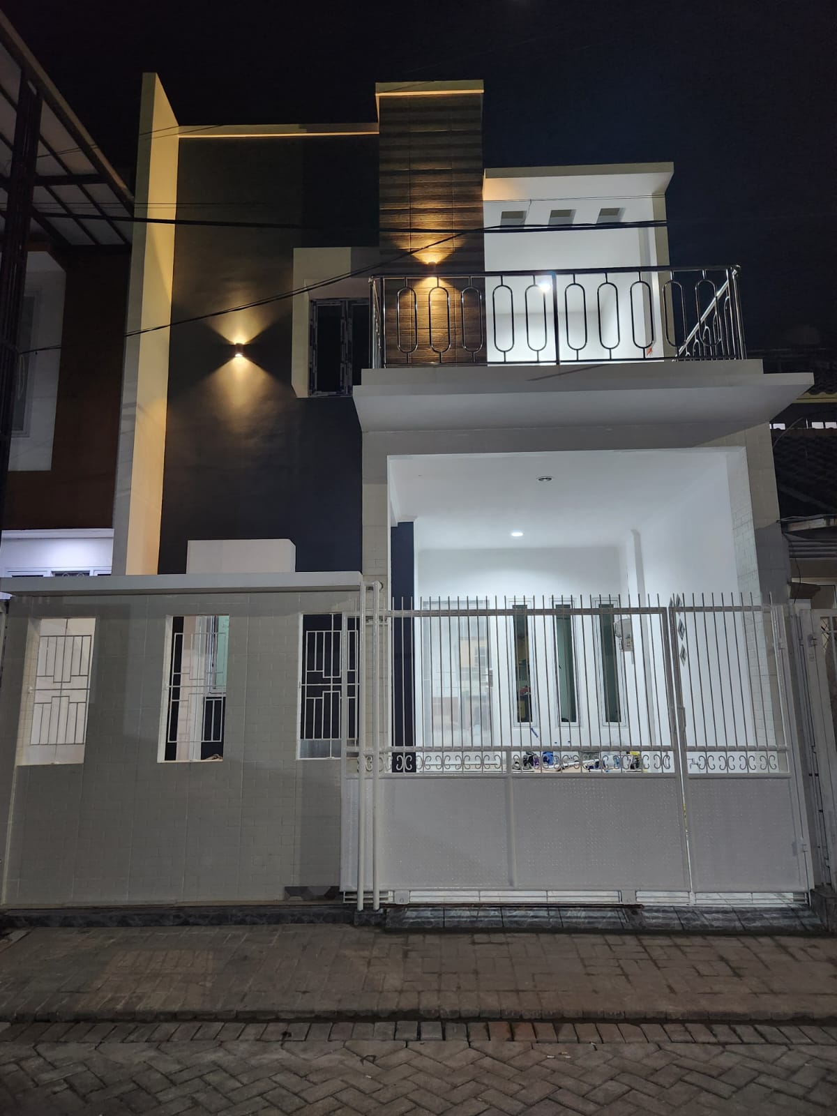 WhatsApp Image 2024-09-29 at 11.59.22 (1)